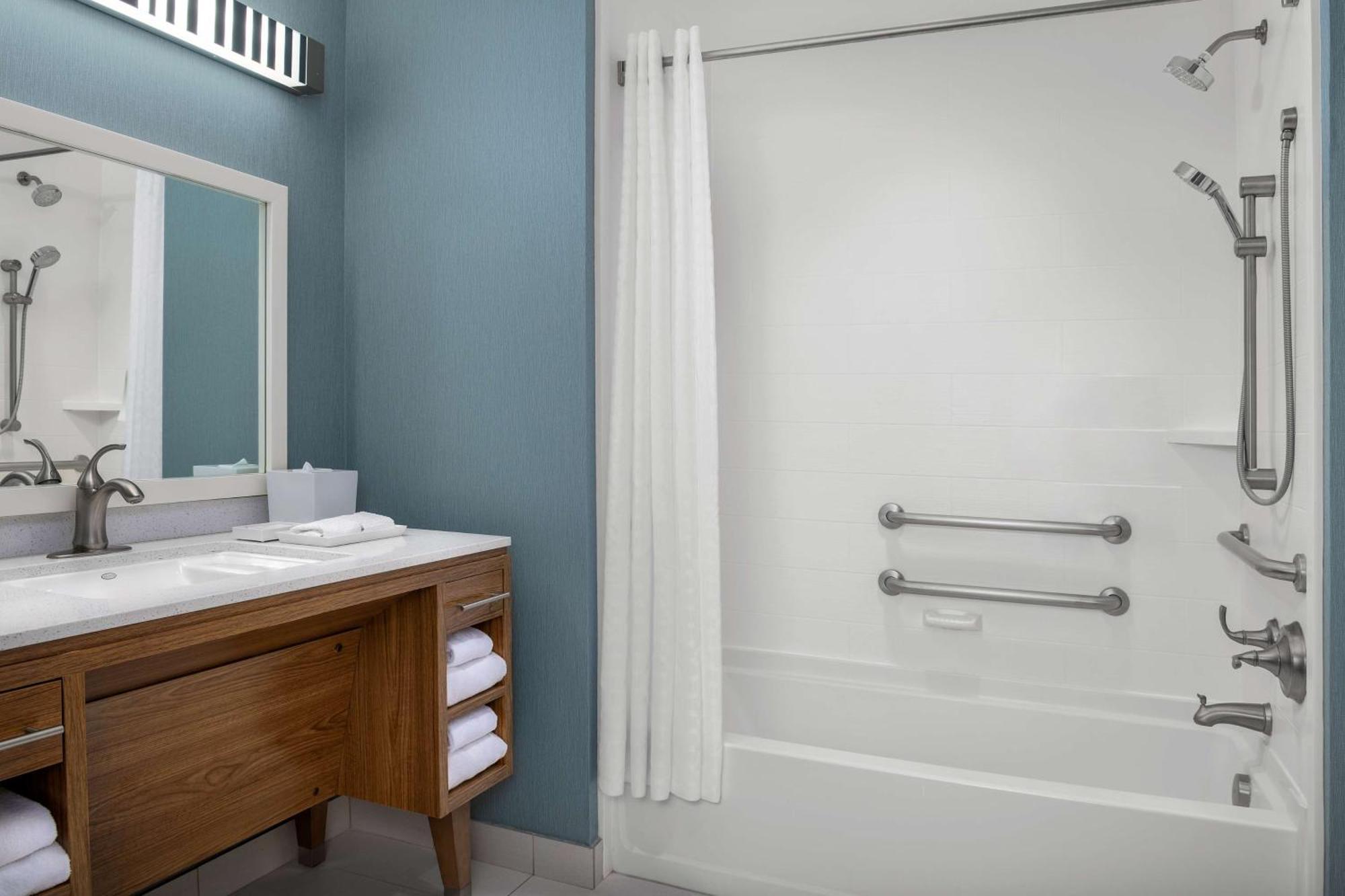 Home2 Suites By Hilton Tallahassee State Capitol Bagian luar foto